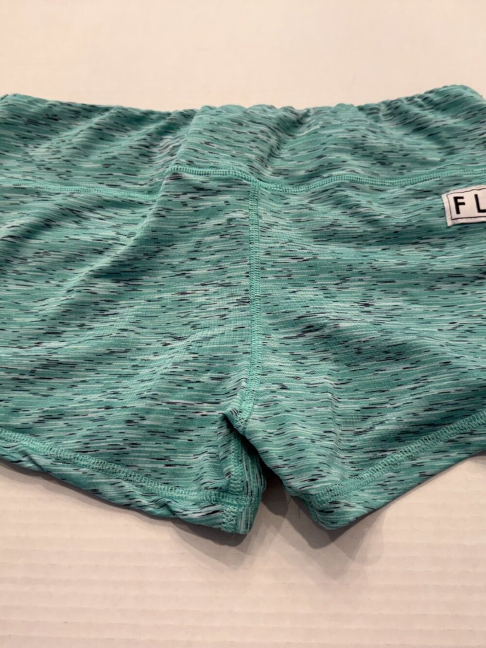FLEO Mint Shorts | 2.5" Inseam | Size Large | EUC - Picture 3 of 3